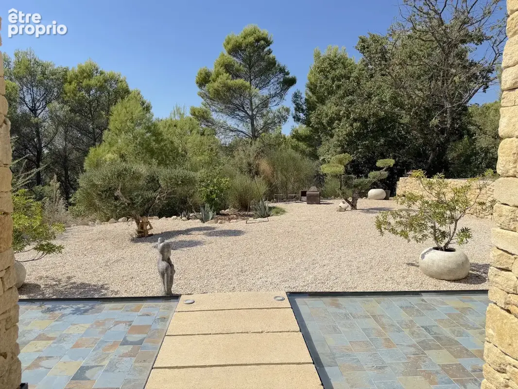 Une villa d'exception entre nature et lumière - photo 3