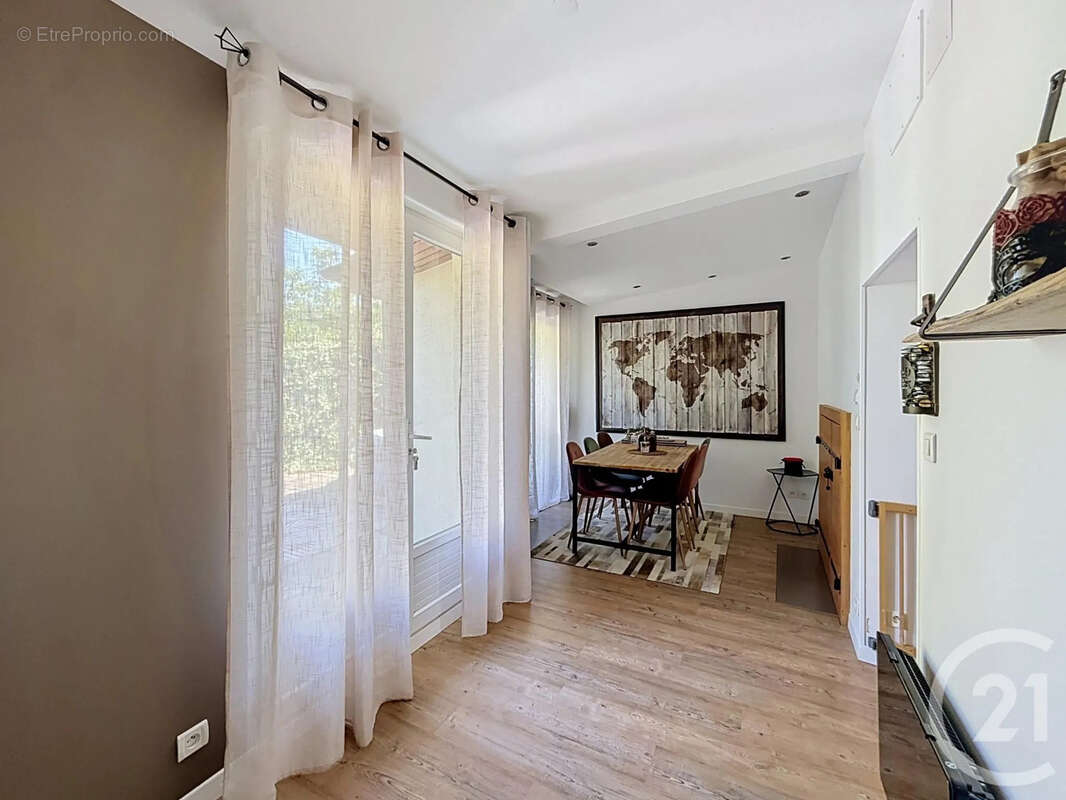 Appartement 73 m² à Dijon  - photo 11