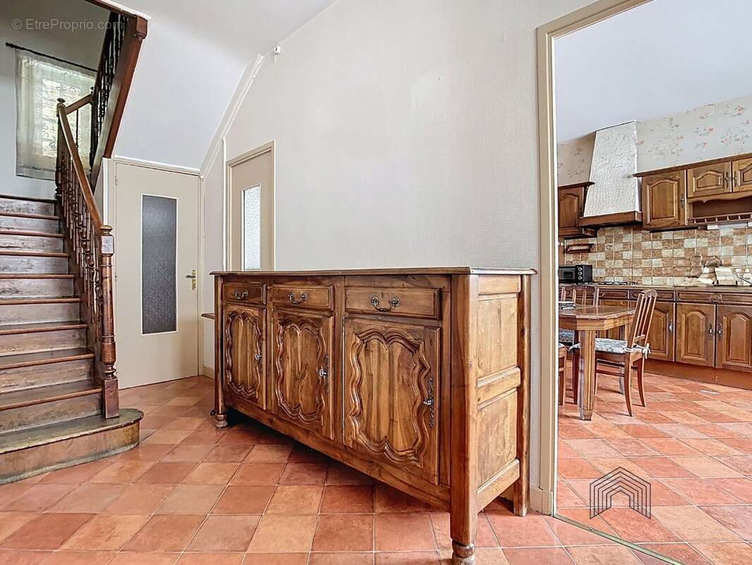 Maison à SAINT-SULPICE