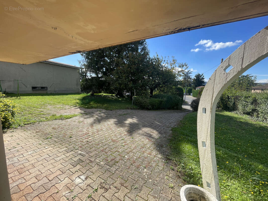 Maison à CAILLOUX-SUR-FONTAINES