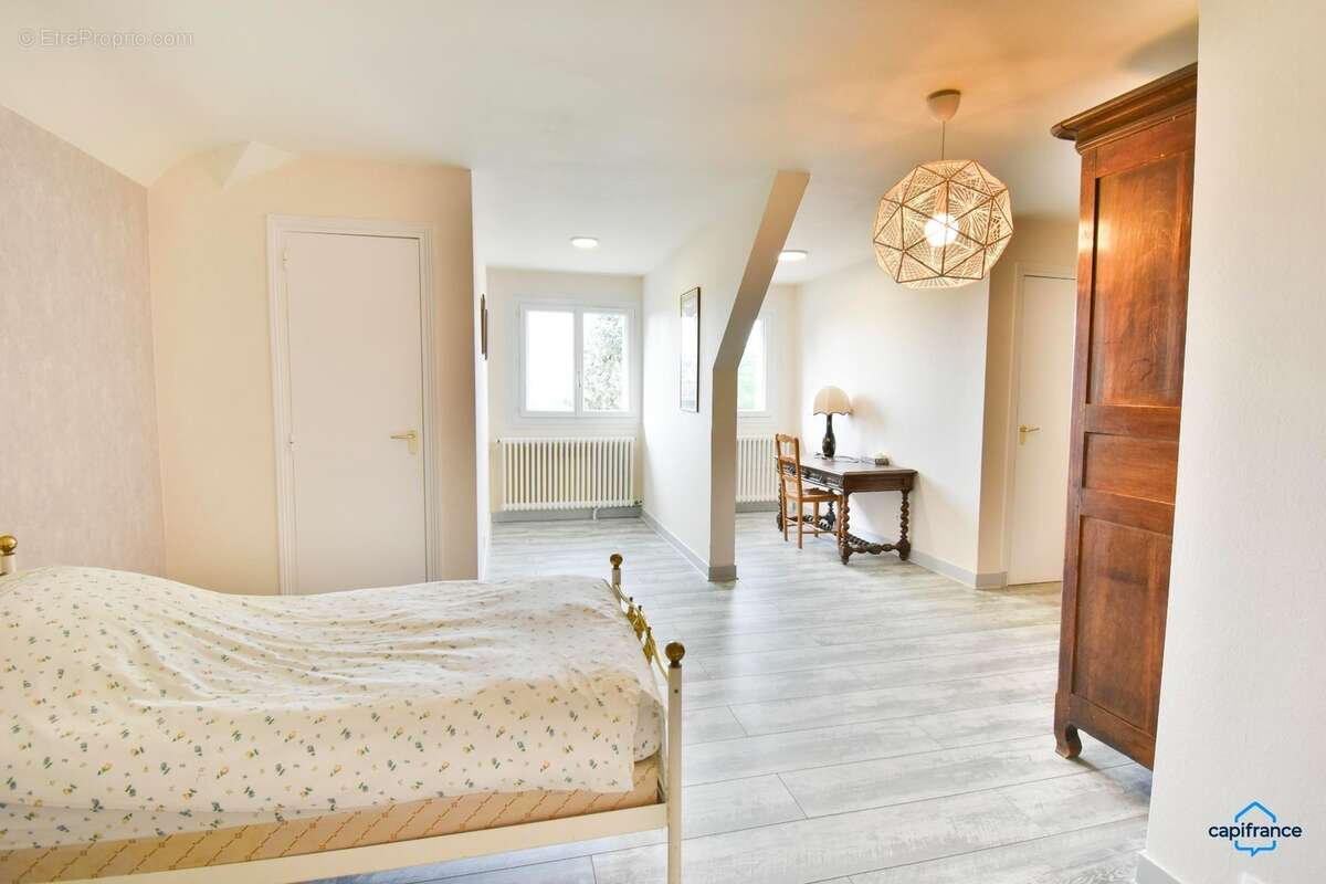 Maison à vendre 8 pièces SAINT DYE SUR LOIRE (41) - photo 13