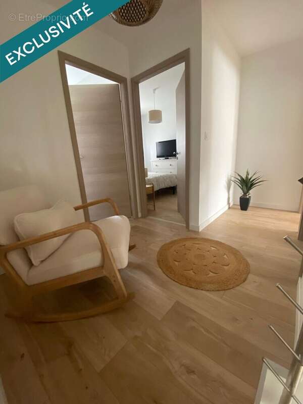 Photo 5 - Appartement à GENEUILLE