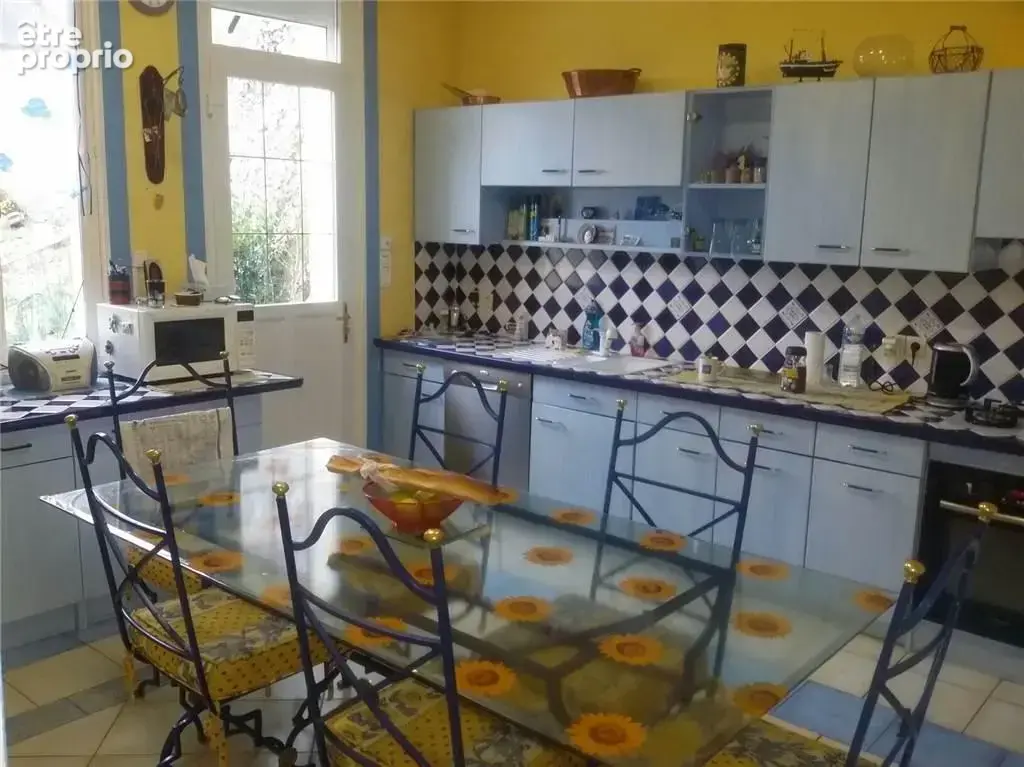 Maison 11 pièces 250 m² à vendre à Saint-Martin-De-Bienfaite-La-Cressonniere (14290) - photo 3