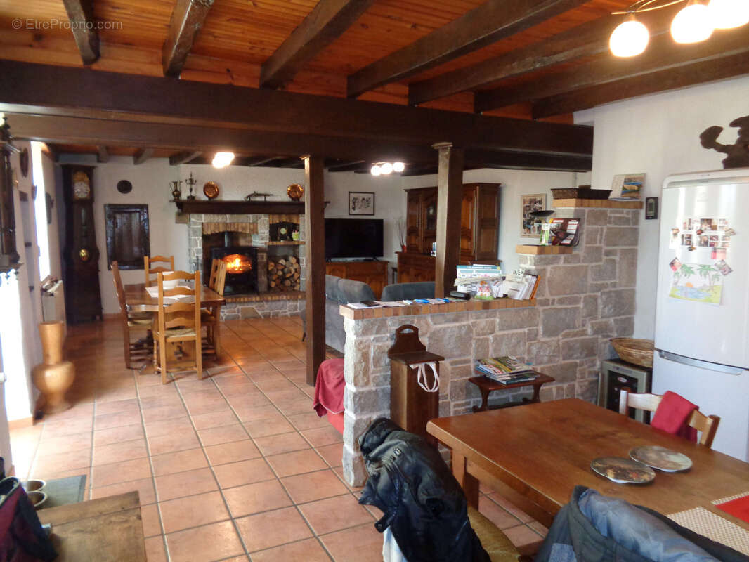 Maison à SAINT-BENIN-D'AZY