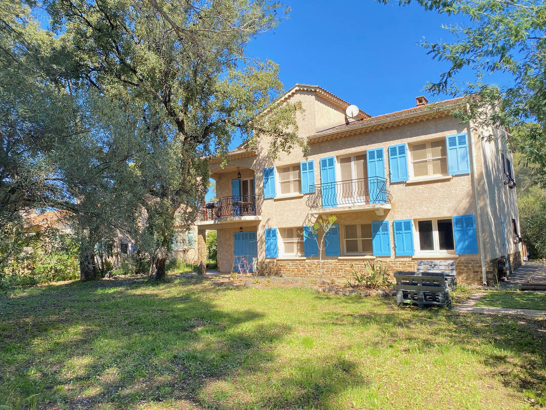 Maison à LA LONDE-LES-MAURES