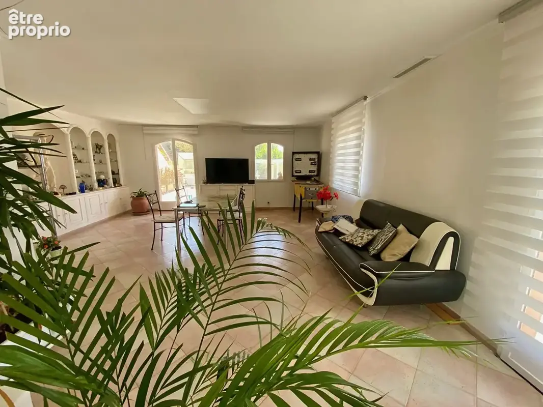 SANT ANDRE DE LA ROCHE VILLA 162.60m²  sur 1513m² de terrain vue mer - photo 2