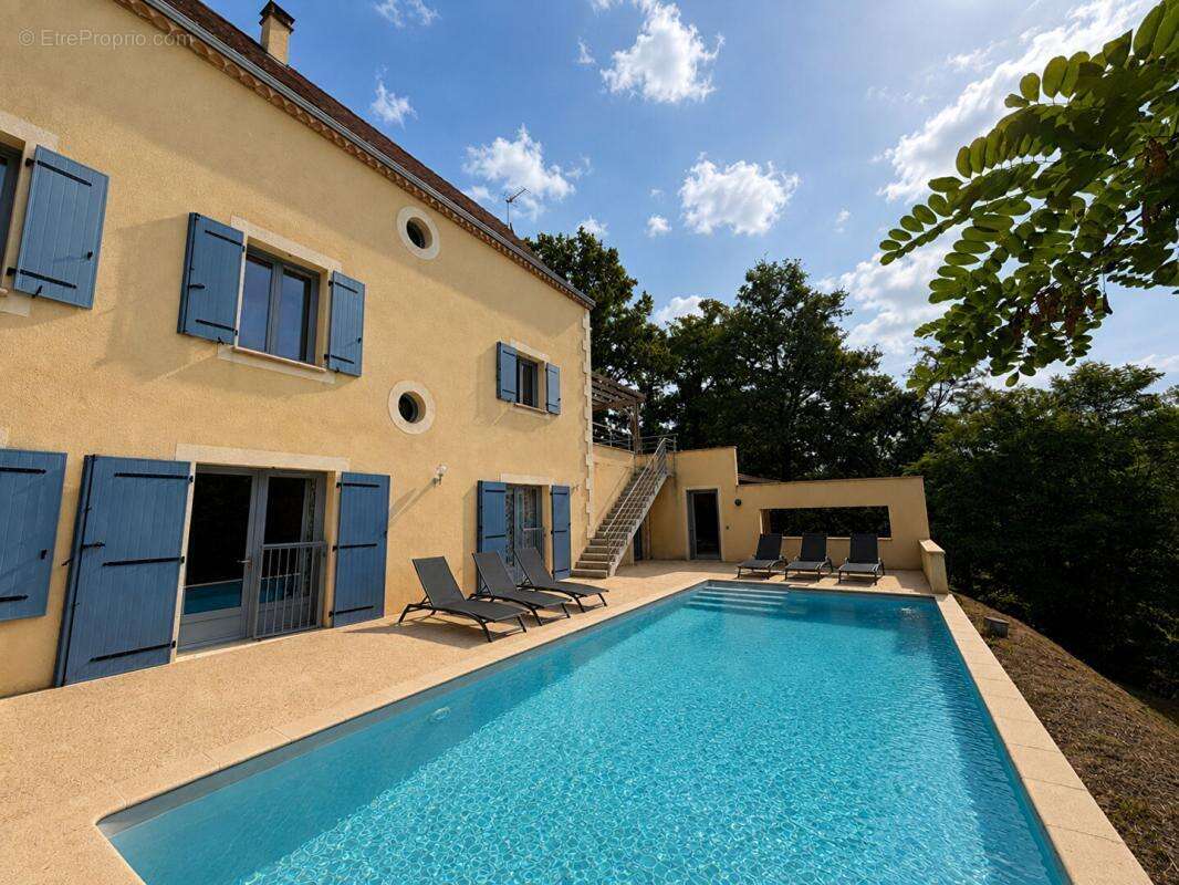 Villa moderne et confortable avec piscine, en bordure d'un golf - photo 4
