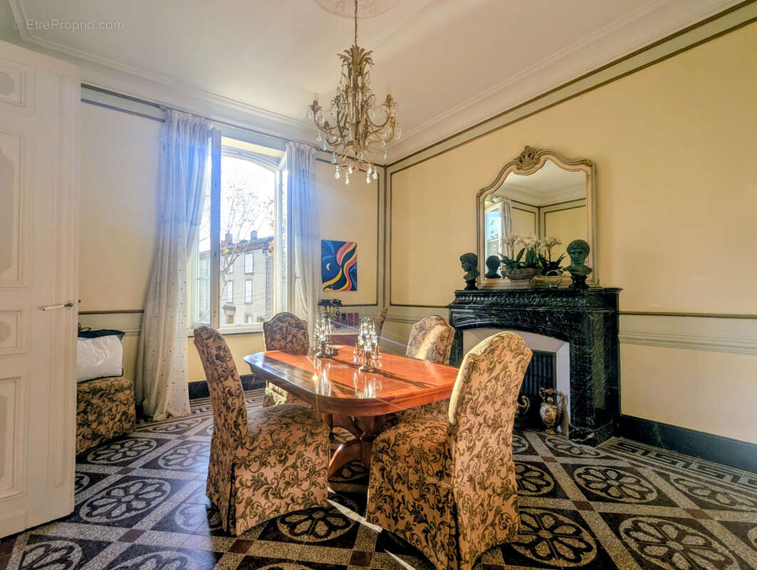 Maison à OUPIA