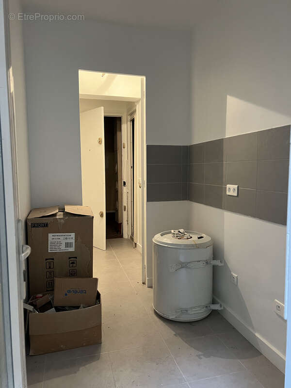 Appartement à PARIS-14E