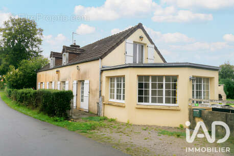 Maison 148 m² à L'etang-Bertrand  - photo 2