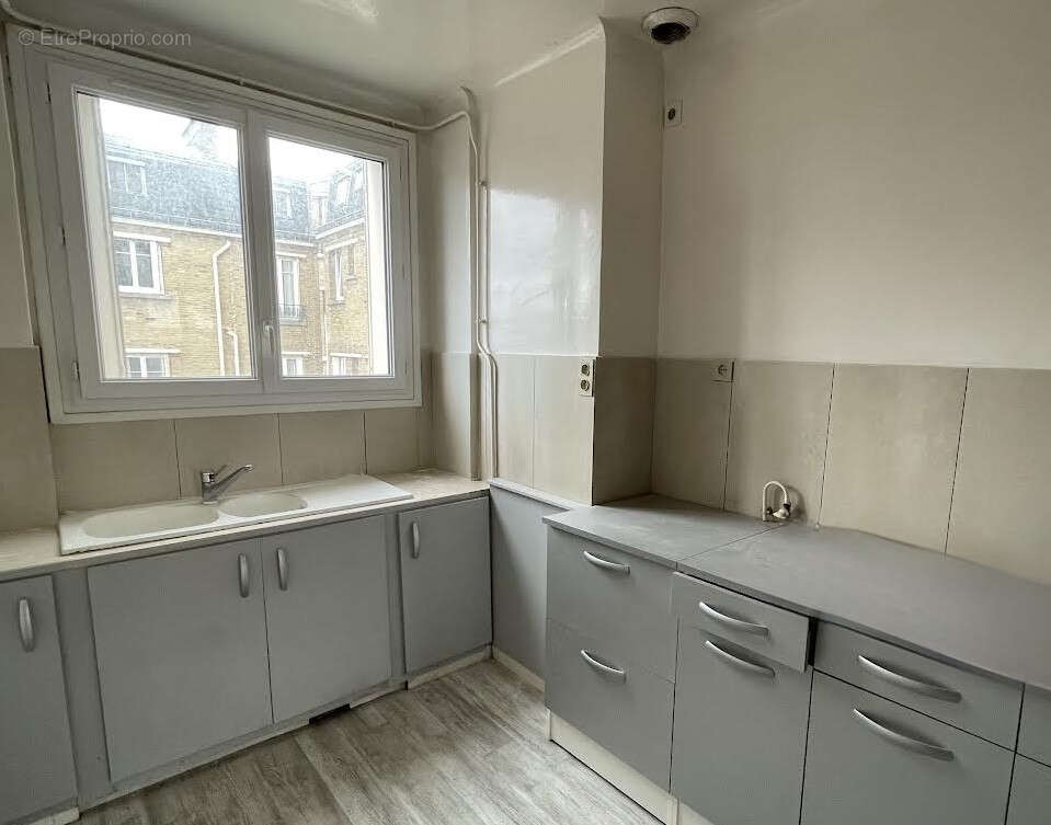Appartement Le Raincy 4 pièce(s) 70.49 m2 - photo 3
