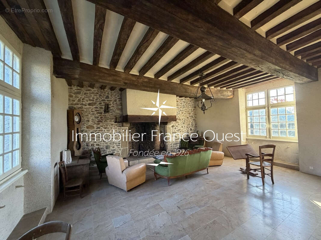 Maison à VAIGES