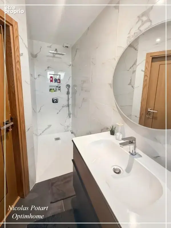 Élégante propriété contemporaine avec piscine – Prestations d’exception à Lacroix-Saint-Ouen - photo 13
