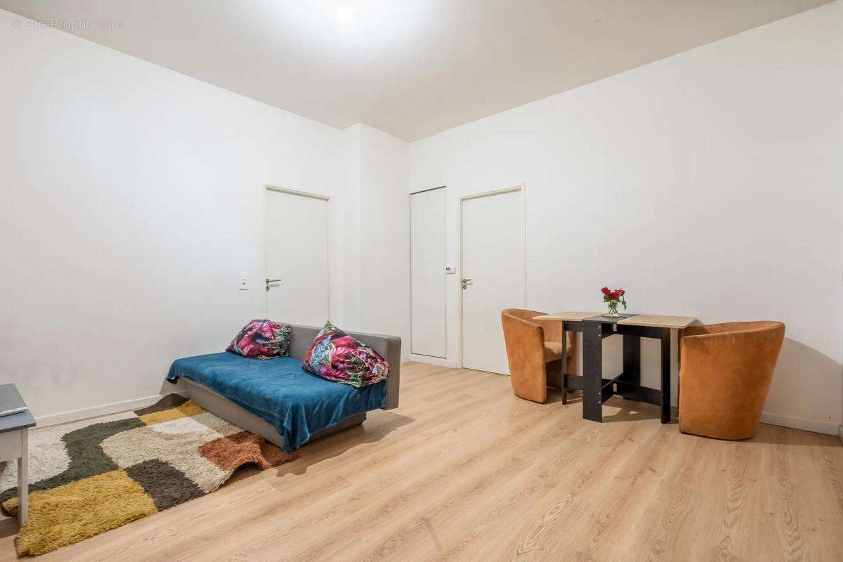 Appartement à ROMAINVILLE