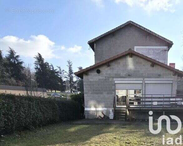 Photo 3 - Appartement à SAINT-ETIENNE