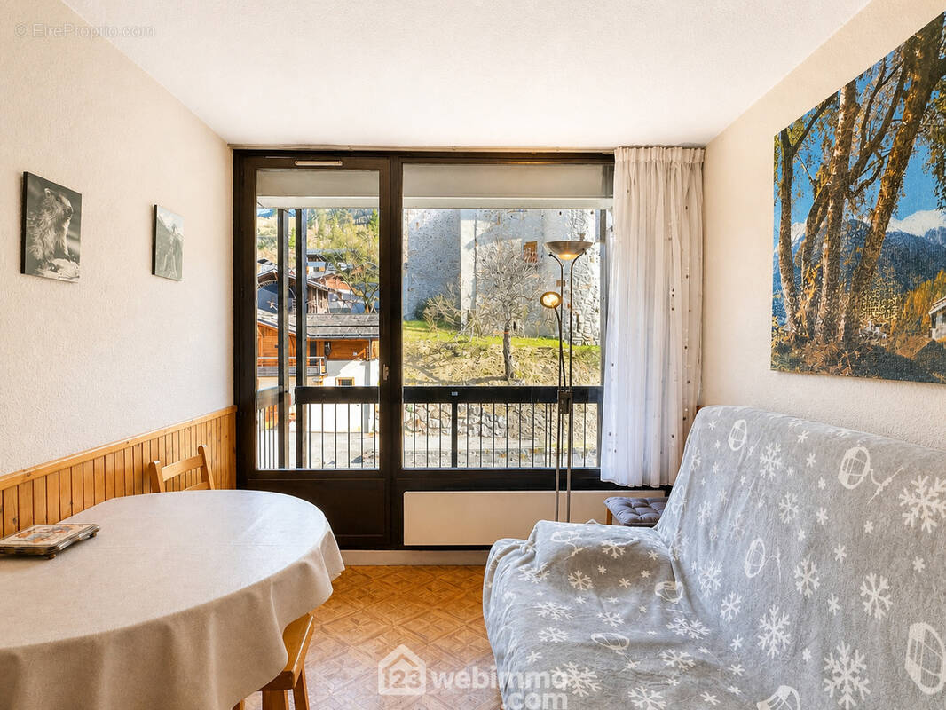 découvrez ce studio cabine au coeur du village de Flumet. - Appartement à FLUMET