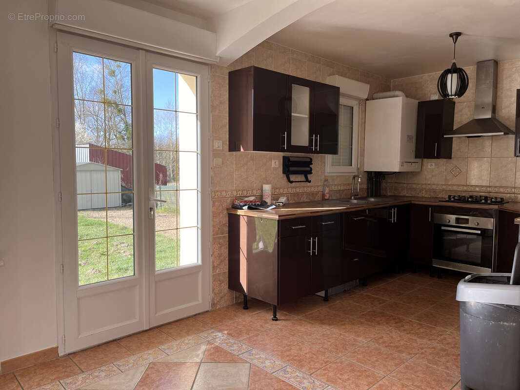Maison à POILLY-LEZ-GIEN
