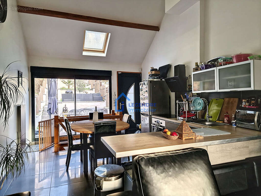 Appartement à LA FRETTE-SUR-SEINE