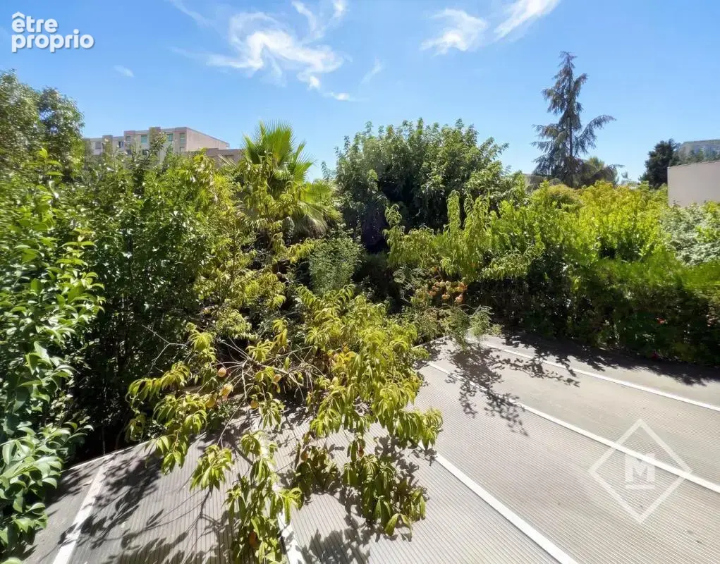 T2 Jardin Privatif parking 220000€ 13012 Marseille - photo 9
