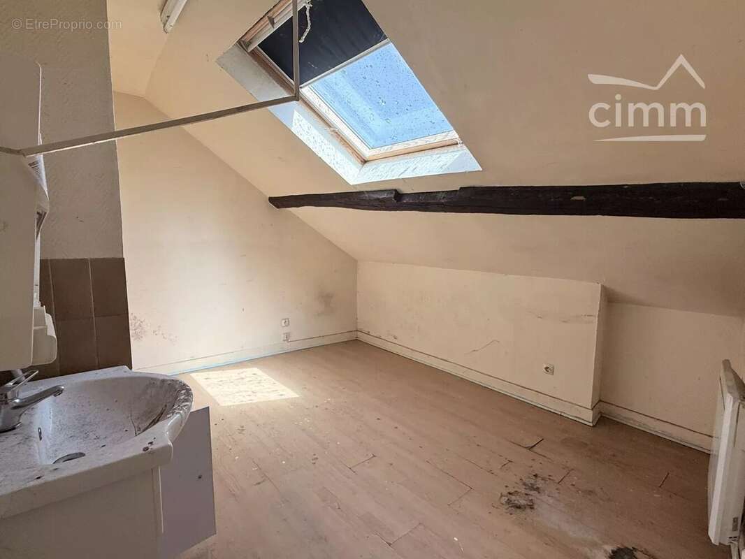 Blois centre historique — un immeuble à façonner, une opportunité à exploiter - photo 8