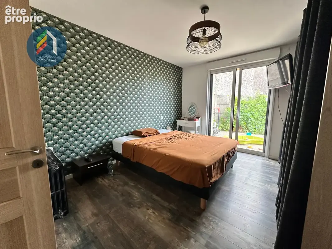 Maison familiale T7, 1000m2 de jardin avec dépendances - photo 7