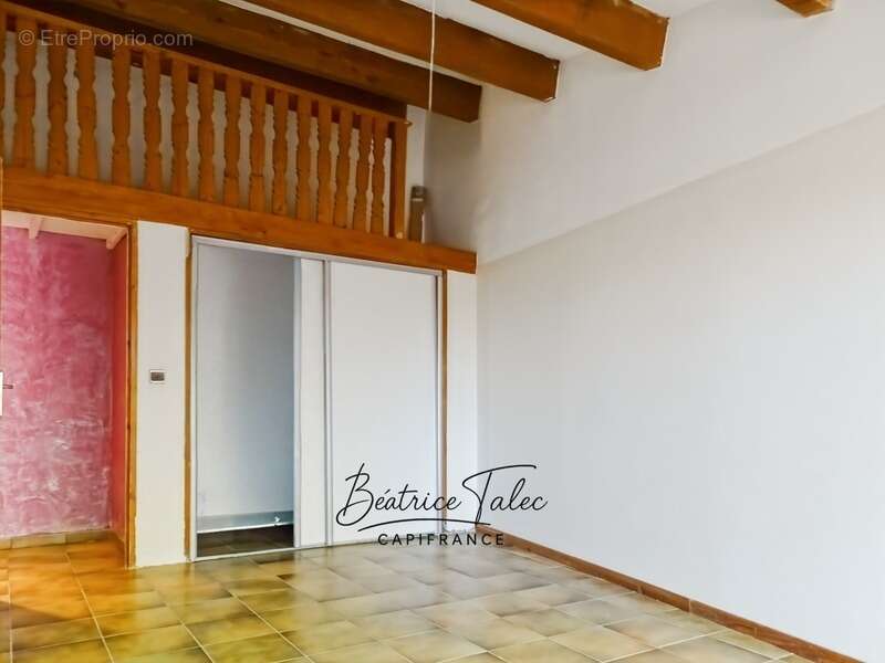 Maison à POURRIERES