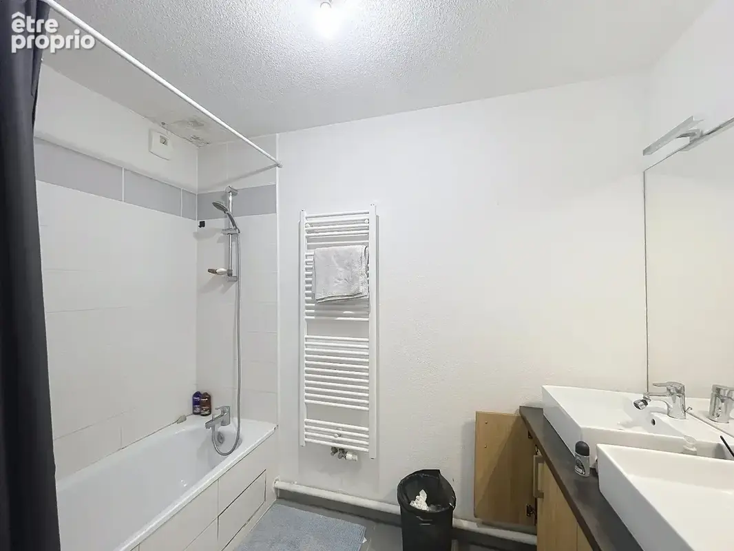 Grand Appartement T3 Traversant avec grande terrasse, parking sous sol, Métro à pieds - photo 12