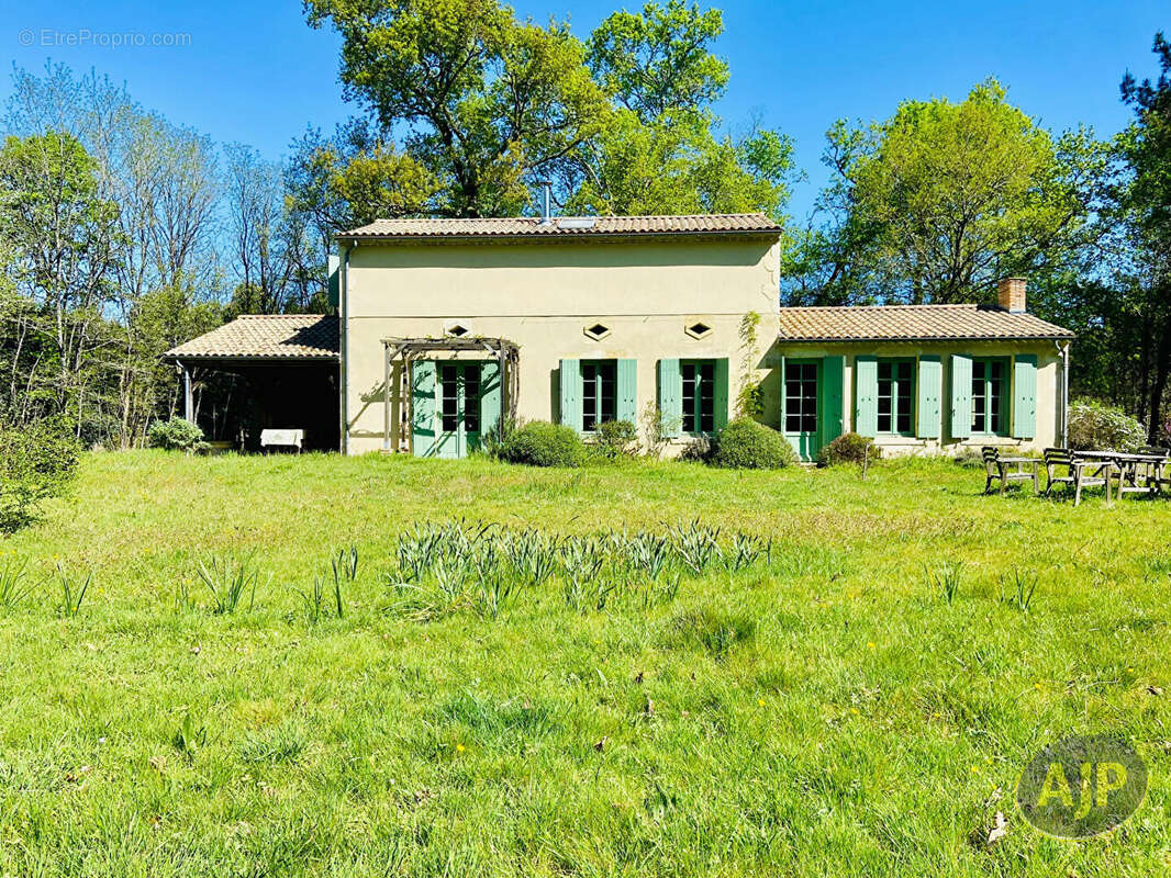 Maison à LESPARRE-MEDOC