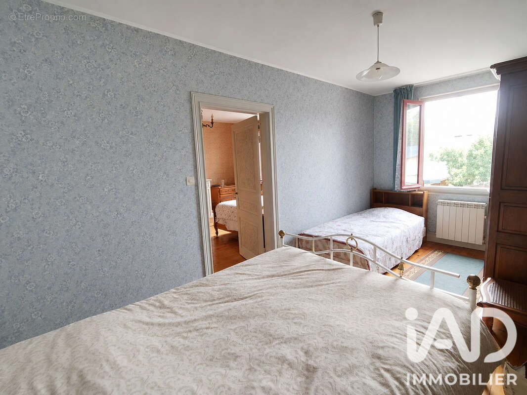 Maison 73 m² à Breteuil  - photo 9