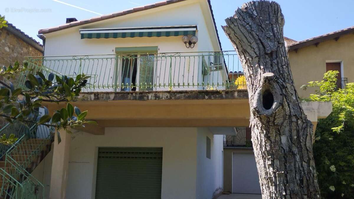 Maison à CAMPAGNE-SUR-AUDE