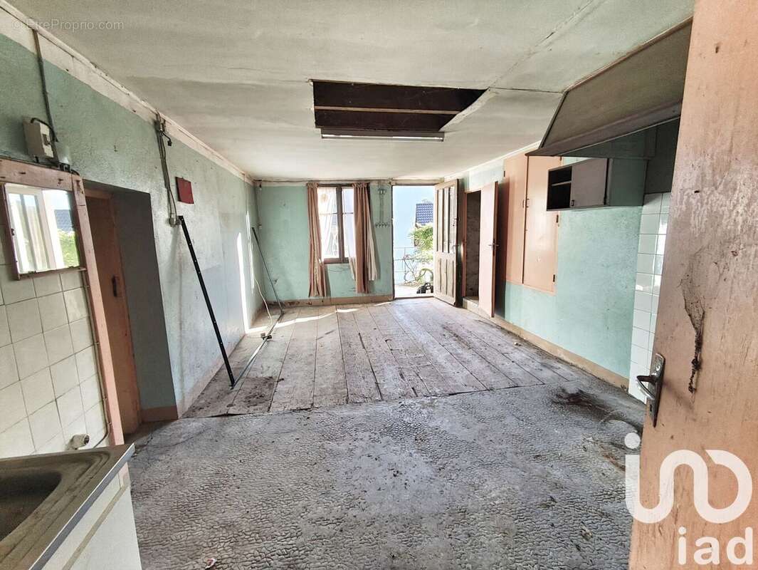 Photo 3 - Maison à MONTGILBERT