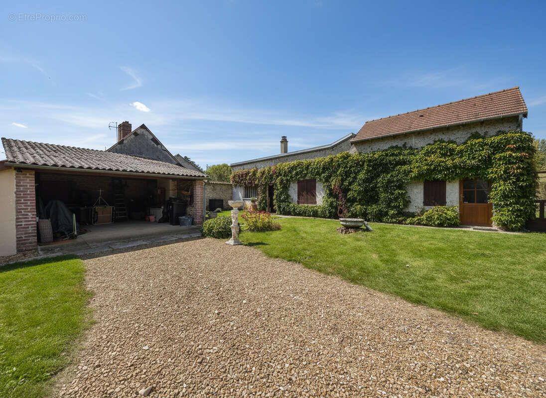 Maison à NOGENT-LE-PHAYE