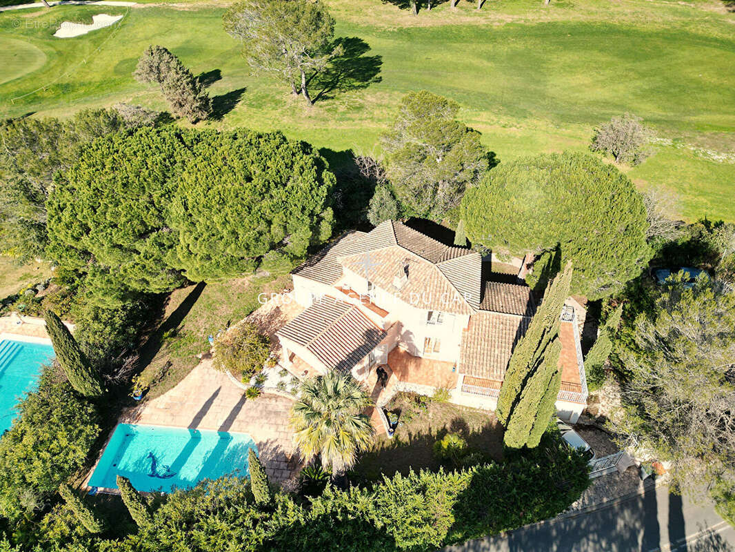 Maison à SAINT-RAPHAEL