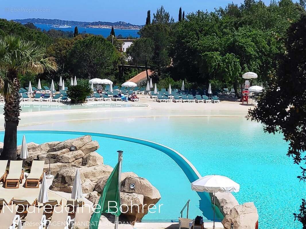 Appartement à GRIMAUD