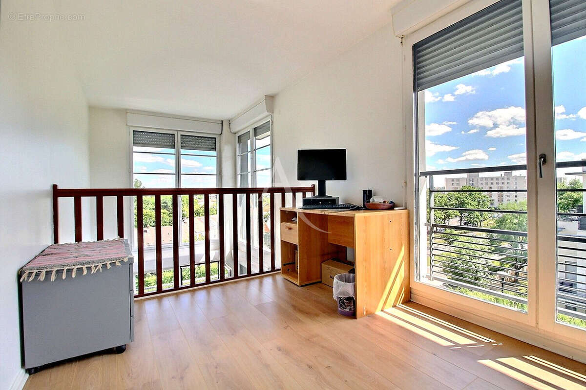 Appartement à ELANCOURT
