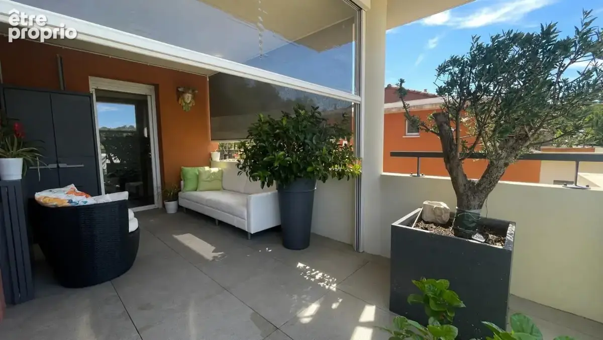 Appartement T4 Dernier Étage avec Terrasse Plein Ciel 37 m² – Résidence Récente & Vue Dégagée - photo 11