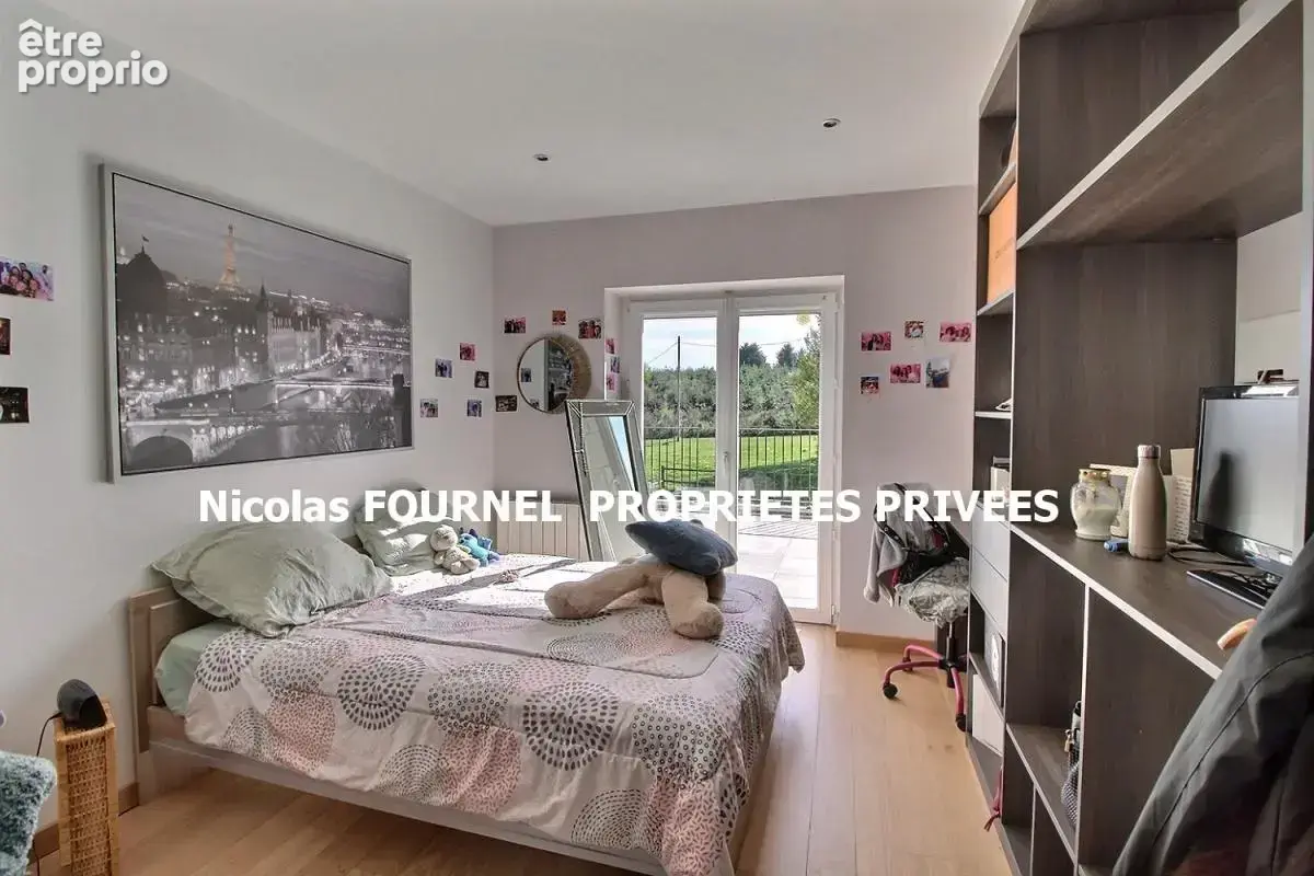 En exclusivite saint genest malifaux à vendre : murs et fonds de commerce restaurant ? avec appartement privatif au dessus - photo 11