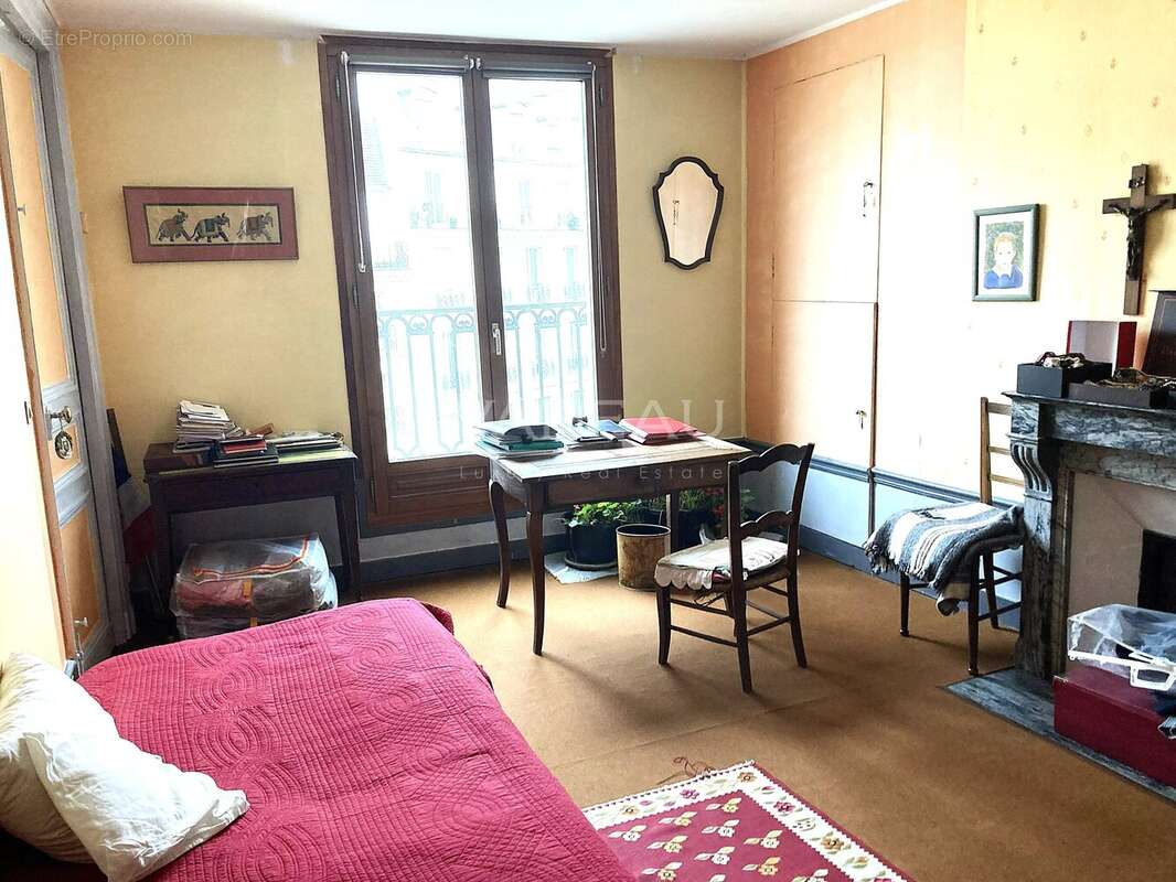 Appartement à PARIS-9E