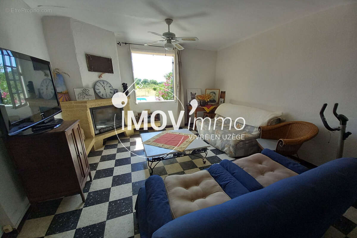 Maison 110 m² à Uzes  - photo 9