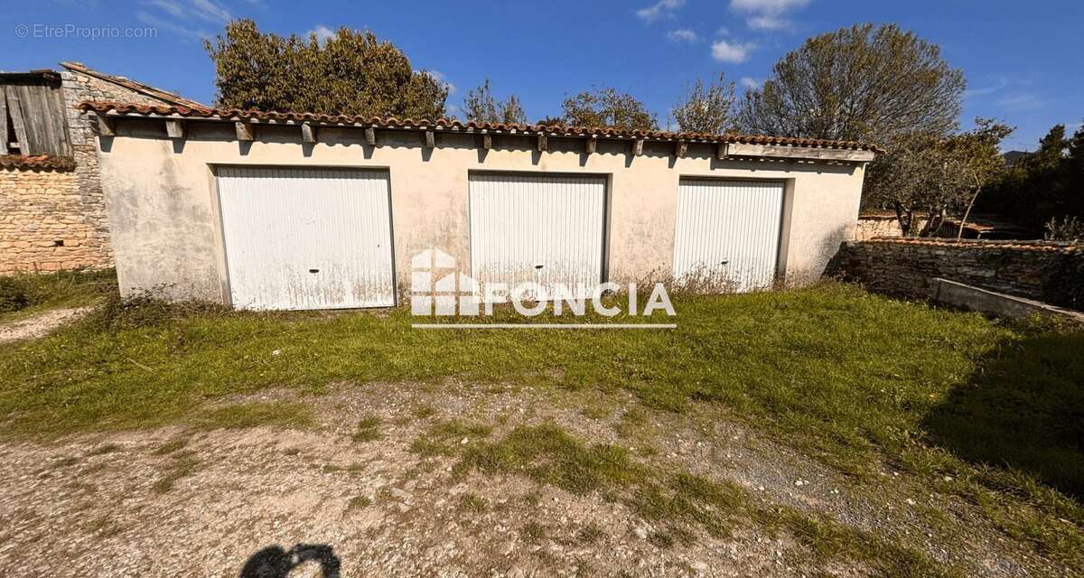 Appartement à TONNAY-BOUTONNE