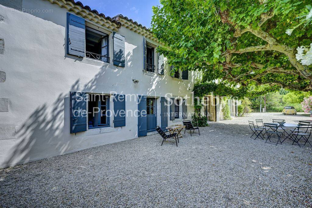Maison à SAINT-REMY-DE-PROVENCE