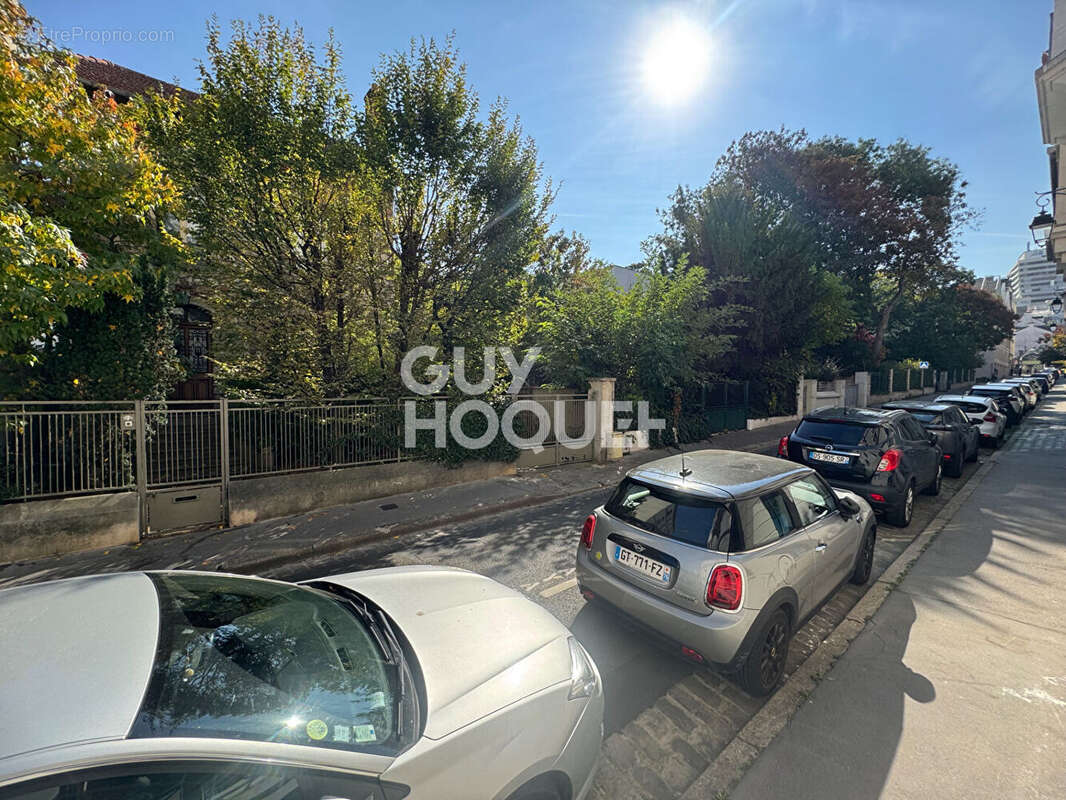 Appartement à COLOMBES