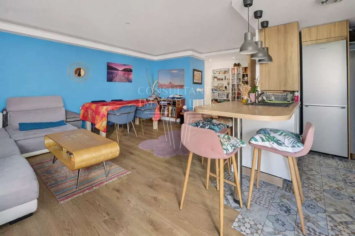 Appartement à LEVALLOIS-PERRET