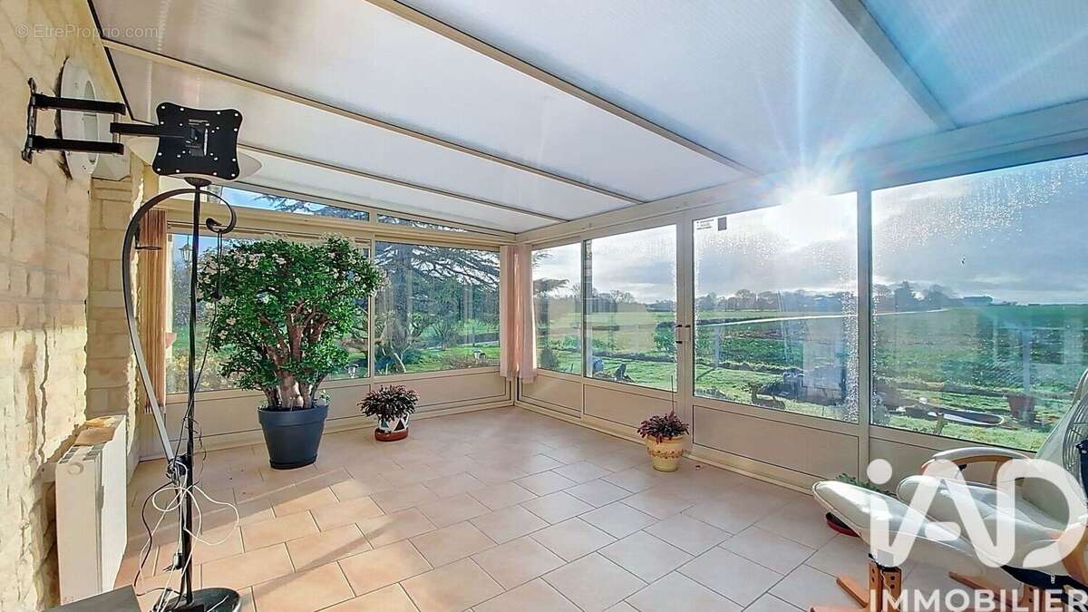 Maison 125 m² à Honguemare-Guenouville  - photo 3