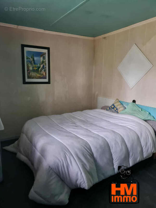 Maison 35 m² à Eyjeaux  - photo 8