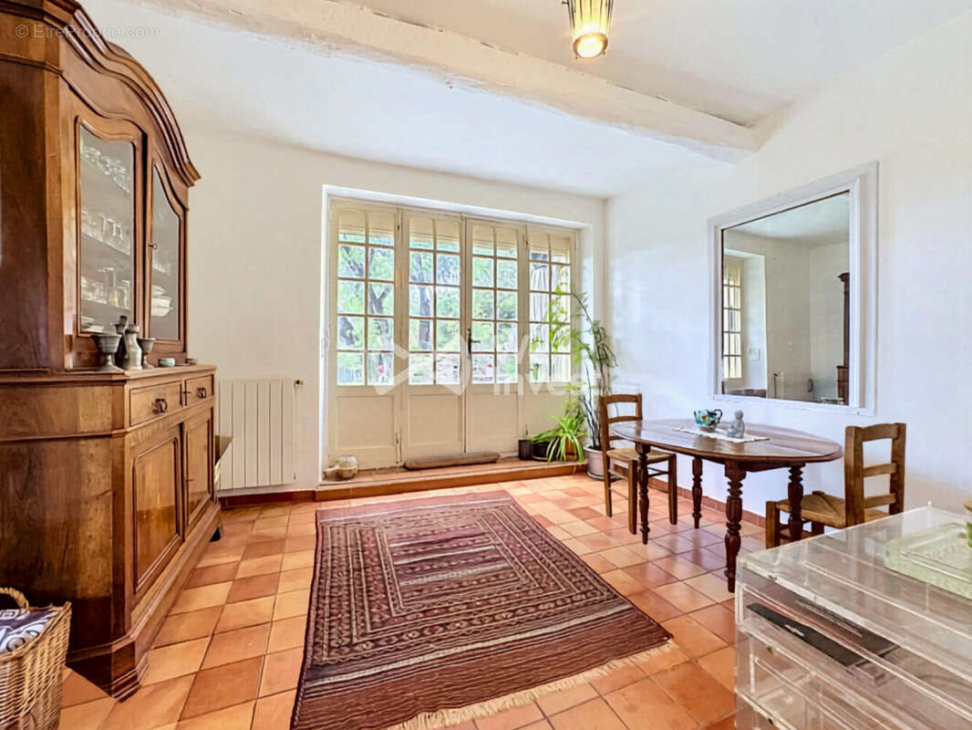 Maison à TOURVES