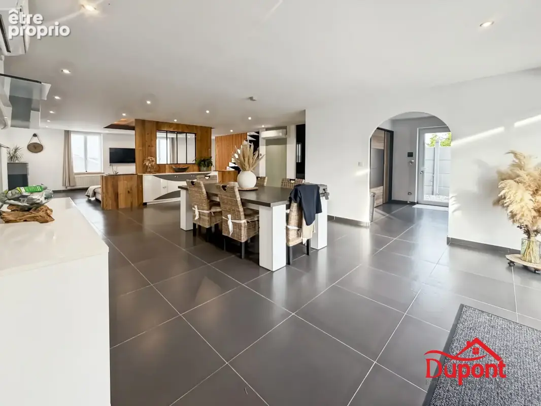 Maison 6 pièces 188 m² à vendre à Catillon-Sur-Sambre (59360) - photo 2