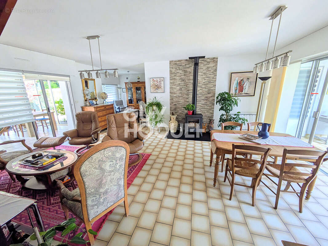 Maison Guerande - proche Escoublac 5 pièces 158m² au sol - photo 2