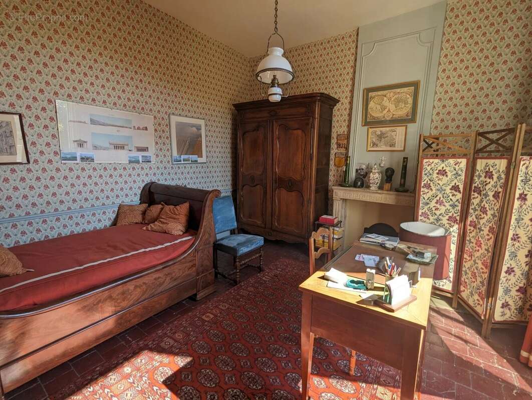 MAISON ANCIENNE 290 m² / jardin 400 m² - photo 14