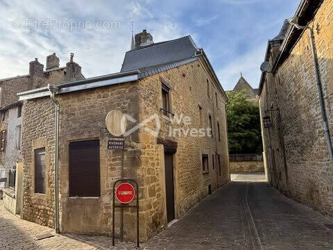 Maison à MOUZON